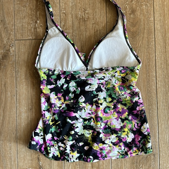 Asset Colorful Ruffle Tankini Size S - Picture 4 of 5